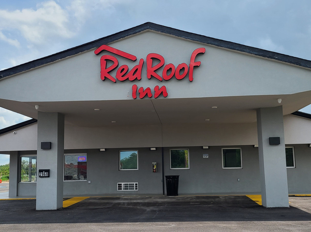 Red Roof Inn Byron