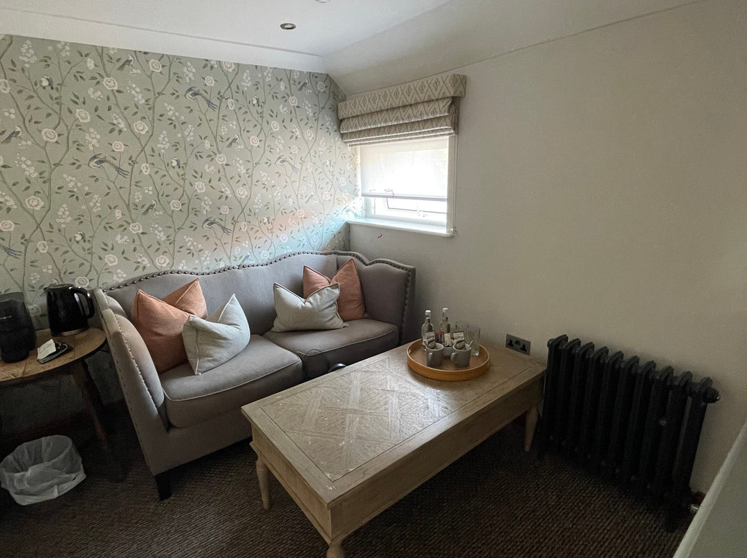 The Ferry House主图