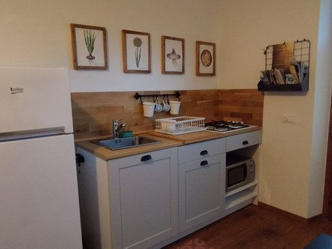 ScholaBnb “ Percorso Esperenziale di Vita Rurale Sostenibile”