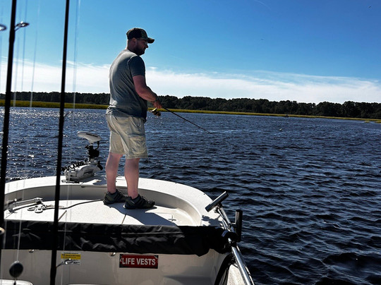 Reel Action Fishing Charters-美特尔海滩必去景点