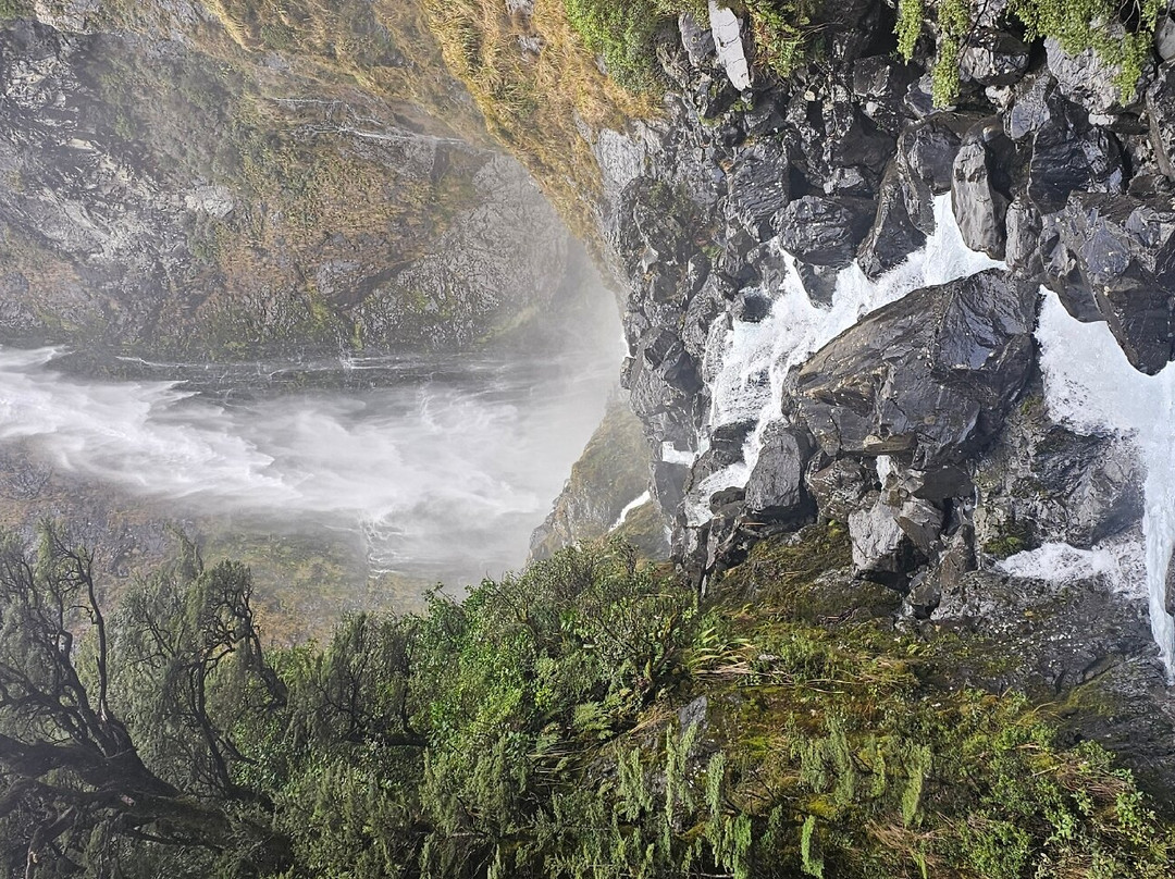 Devils Punchbowl Walking Track景点图片