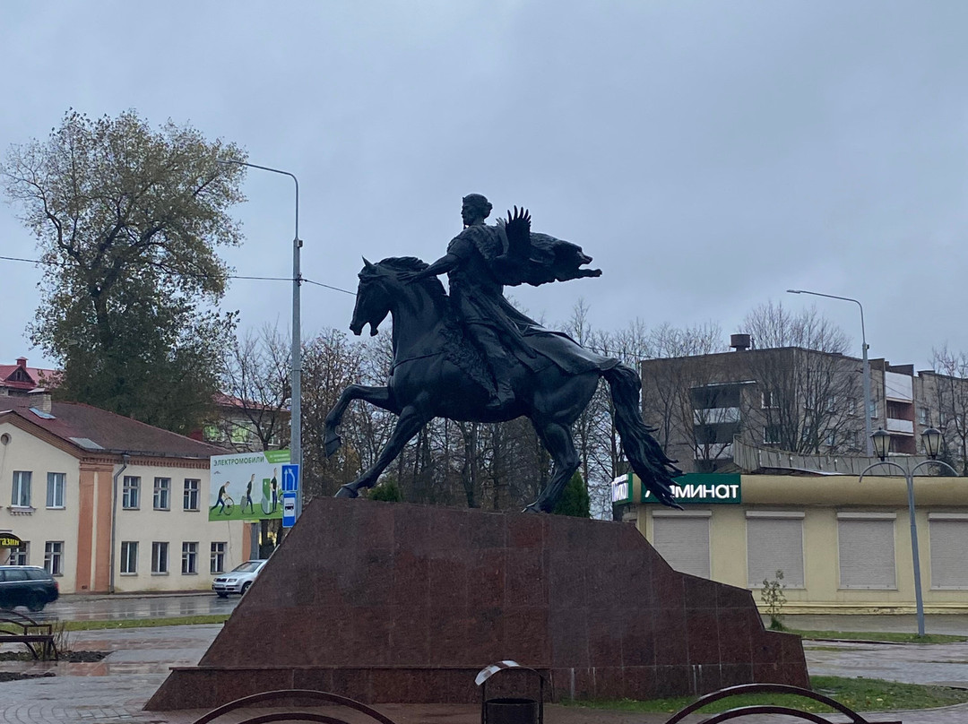 Monument to Vseslav Charodey-波洛茨克必去景点