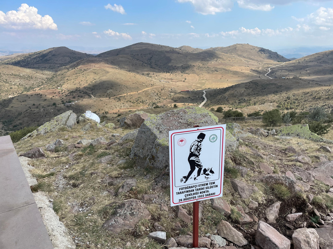 Zafertepe Calkoy Zafer Aniti-Kutahya必去景点