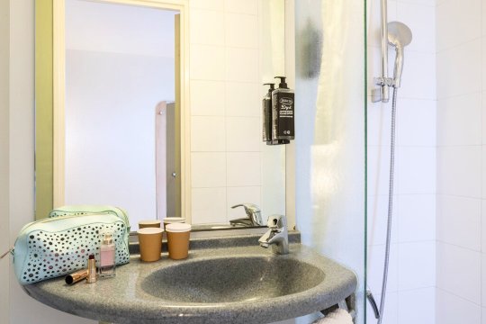 Ibis Budget Compiégne Centre Ville-浴室