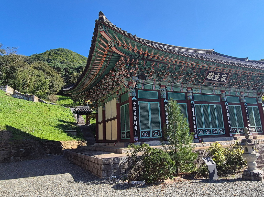 Daedunsan Ansimsa Temple