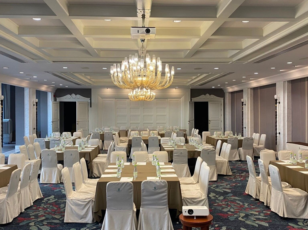 柯壤隋河大酒店主图