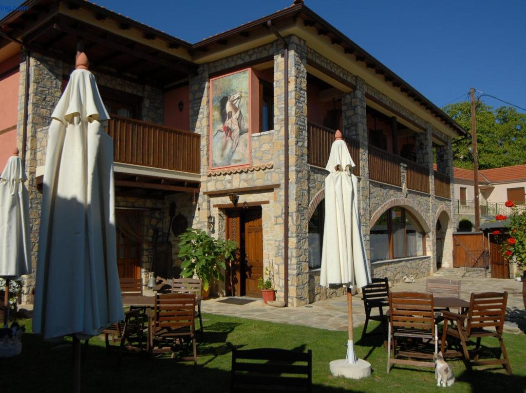 Guesthouse to Spiti Tou Gakou