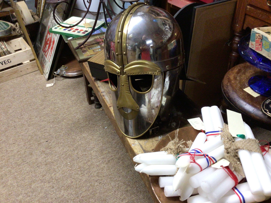 The Old Maltings Antique Centre-Louth必去景点