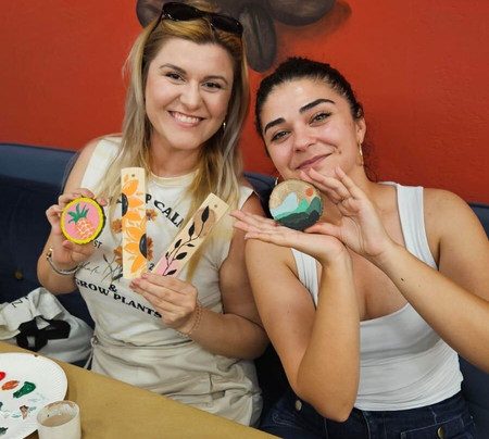 Kubi Kuq Piramida-地拉那必去景点