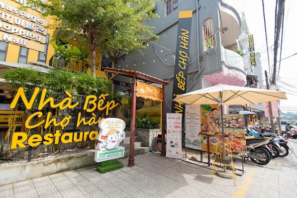 Nhà Hàng Nhà Bếp Chợ Hàn