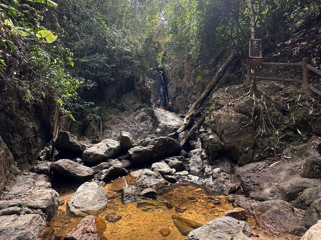 Bang Pae Waterfall景点图片