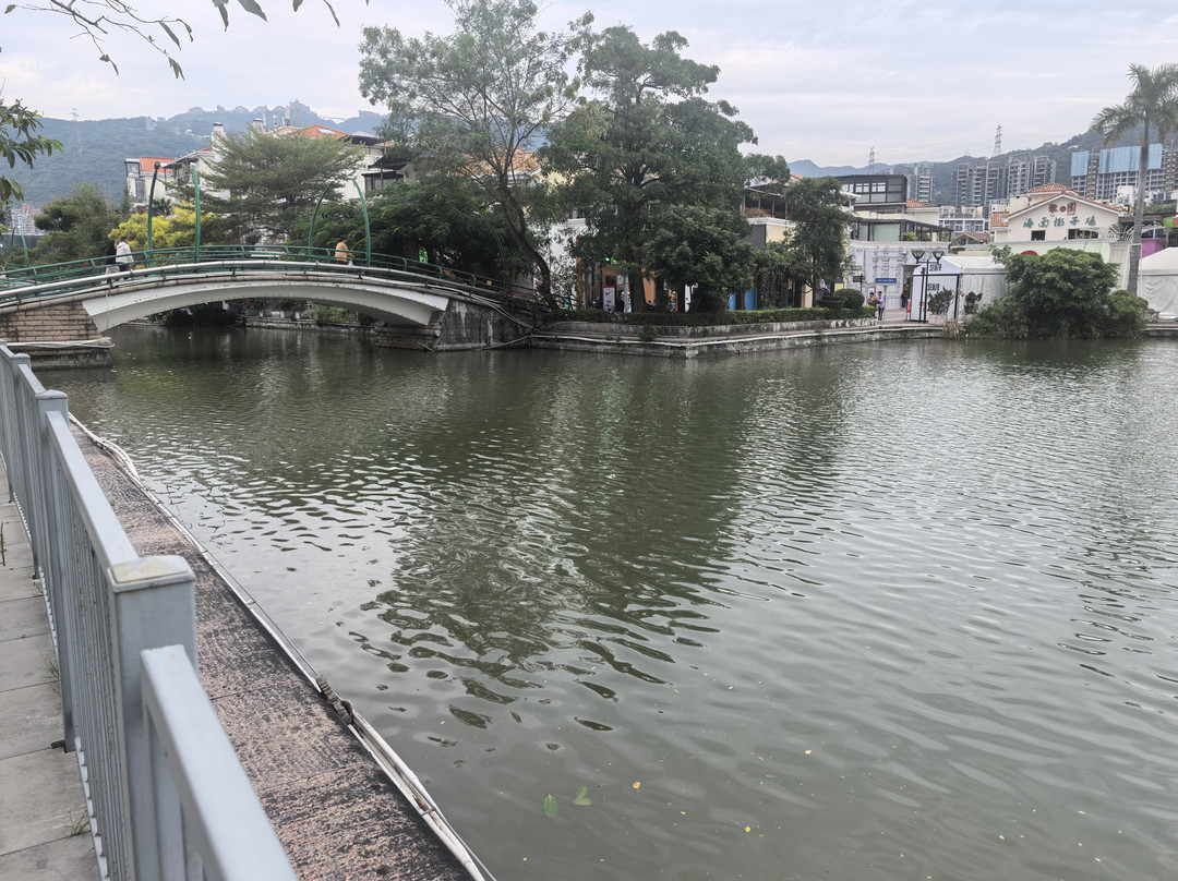 大梅沙奥特莱斯购物村-深圳市必去景点