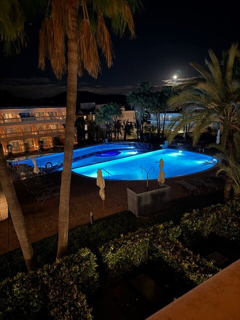 芒港水疗酒店主图