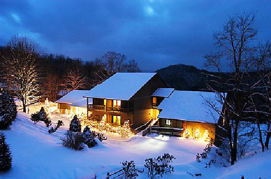 Yonahlossee Resort Accommodations主图