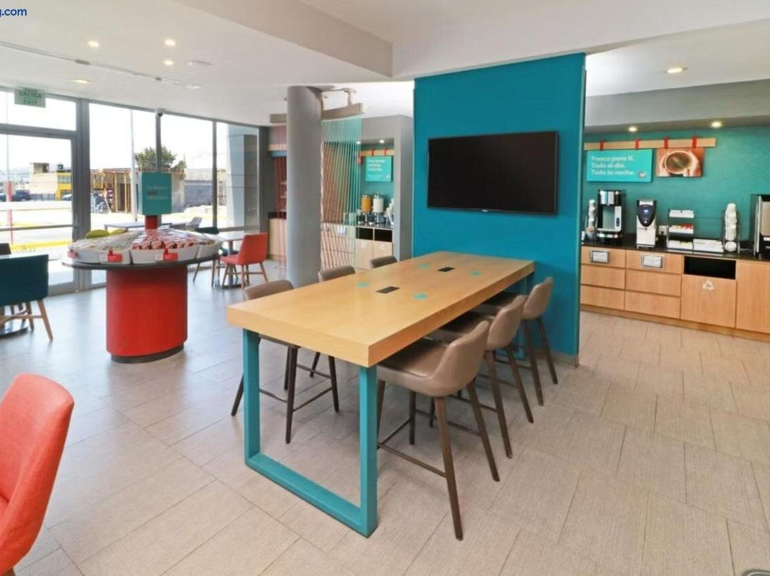 avid Hotels Queretaro Centro Sur