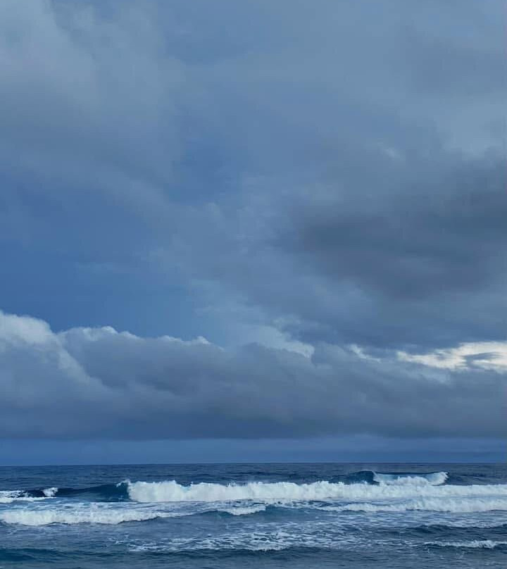 Cloud 9 Surfing Tower景点图片