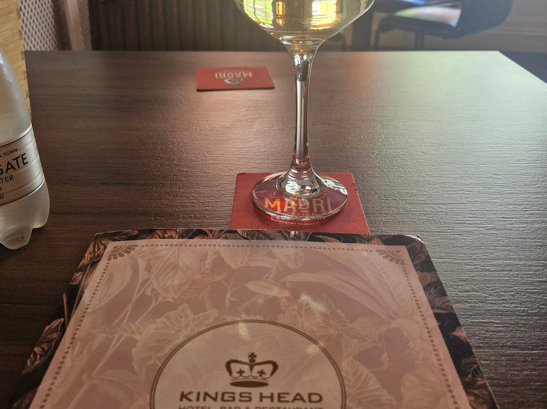 The Kings Head Hotel主图