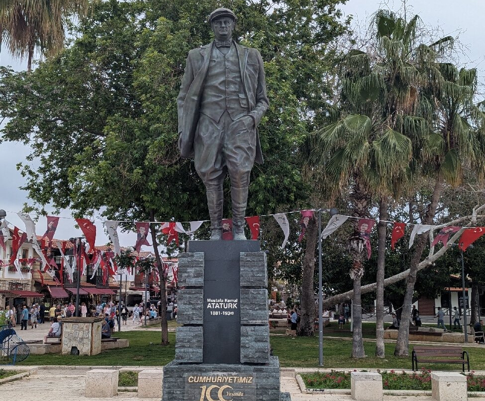 Mustafa Kemal Atatürk Monument-Bogazkent必去景点