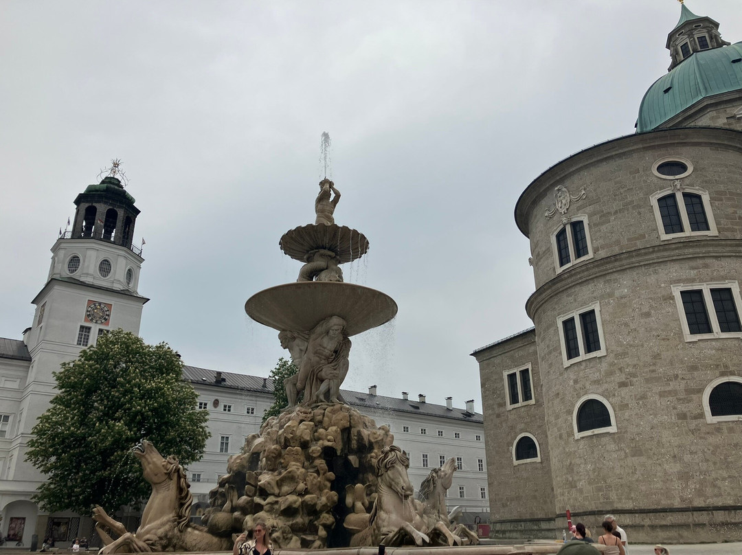 Residenzbrunnen-萨尔茨堡必去景点