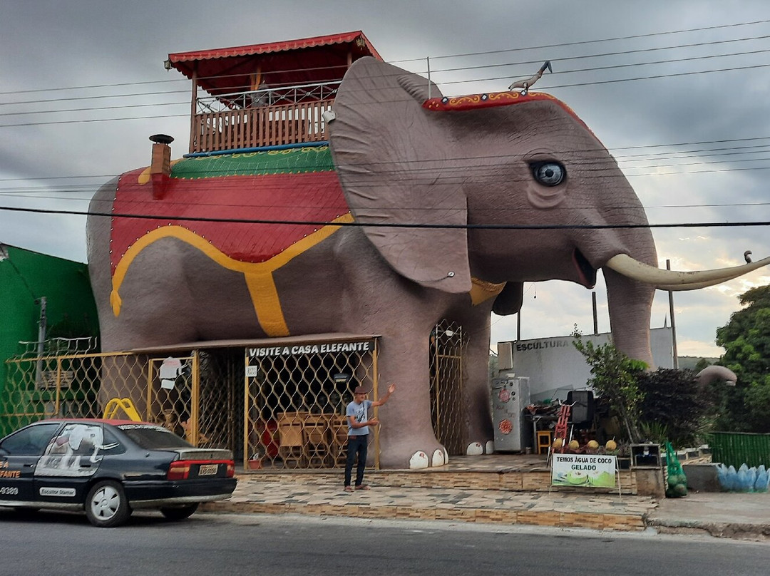 Escultura Casa Elefante-Cordisburgo必去景点