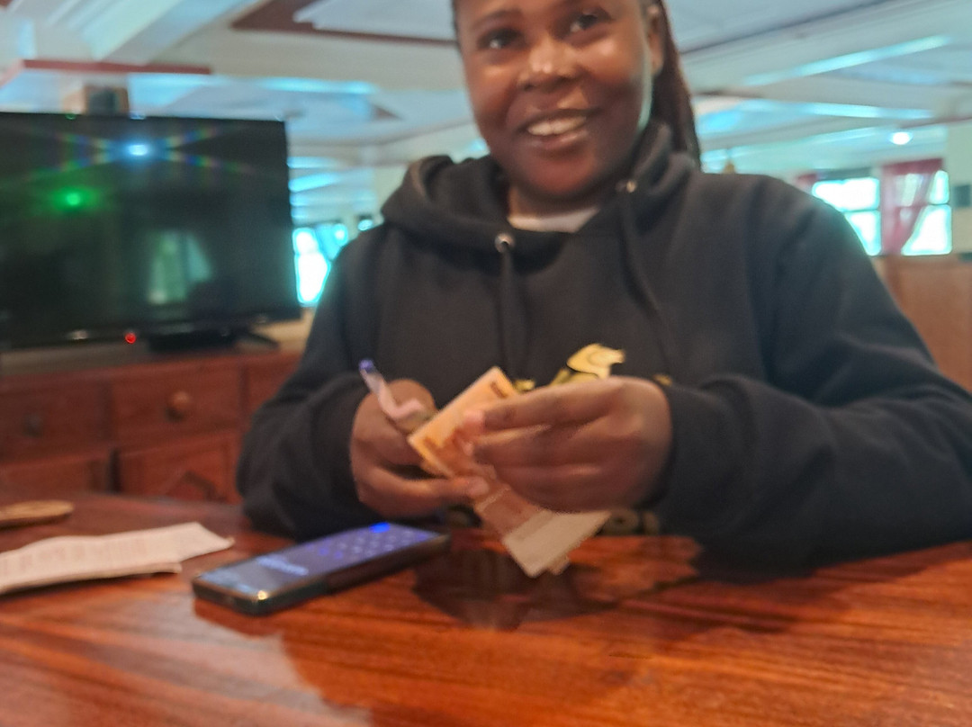 Bunyonyi Safaris Resort主图