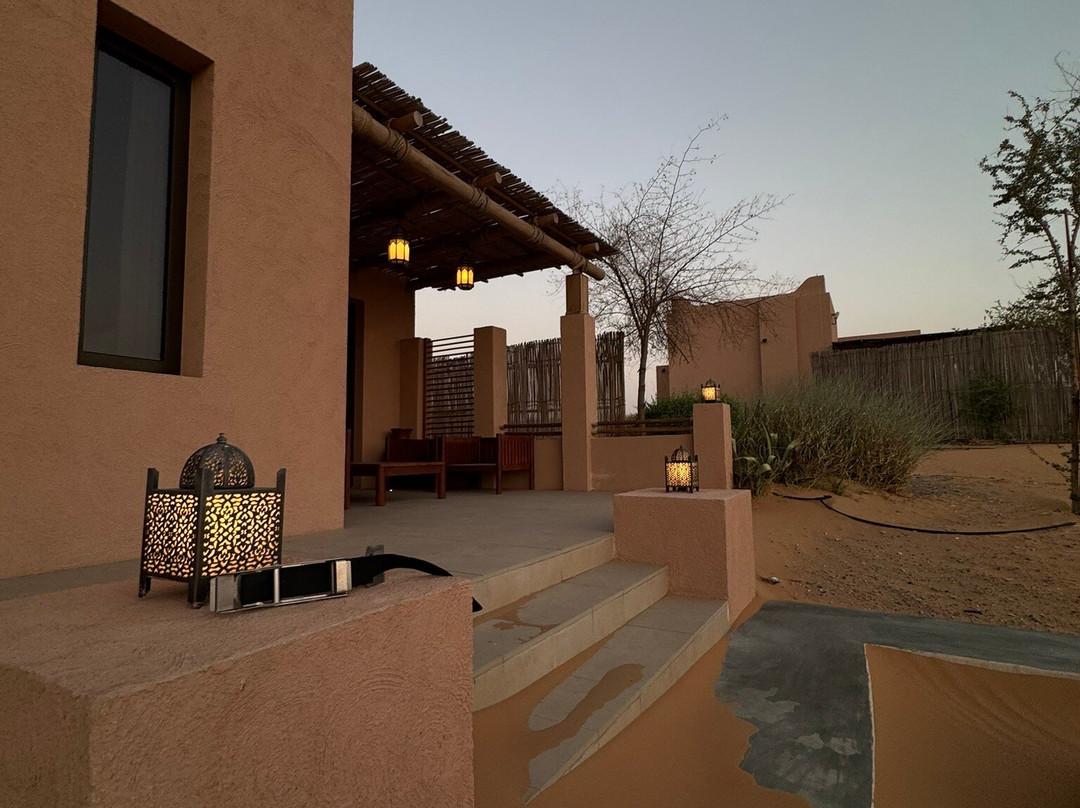 Bab Al Nojoum Bateen Liwa主图