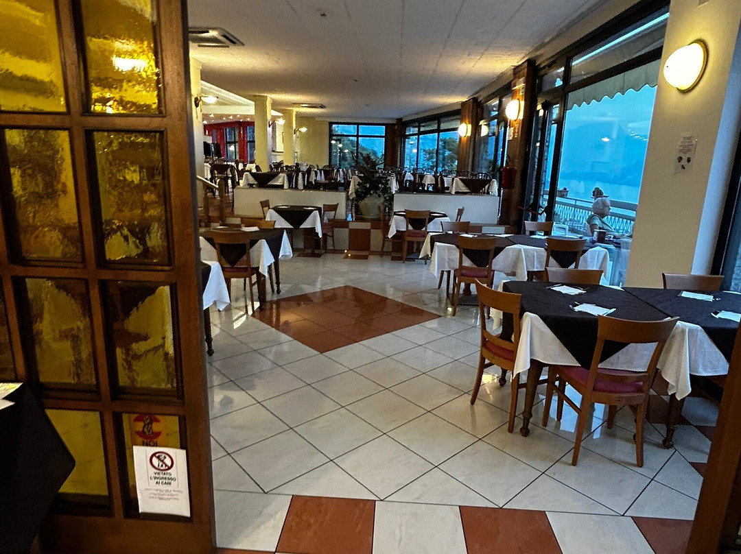 Hotel Village Bazzanega主图