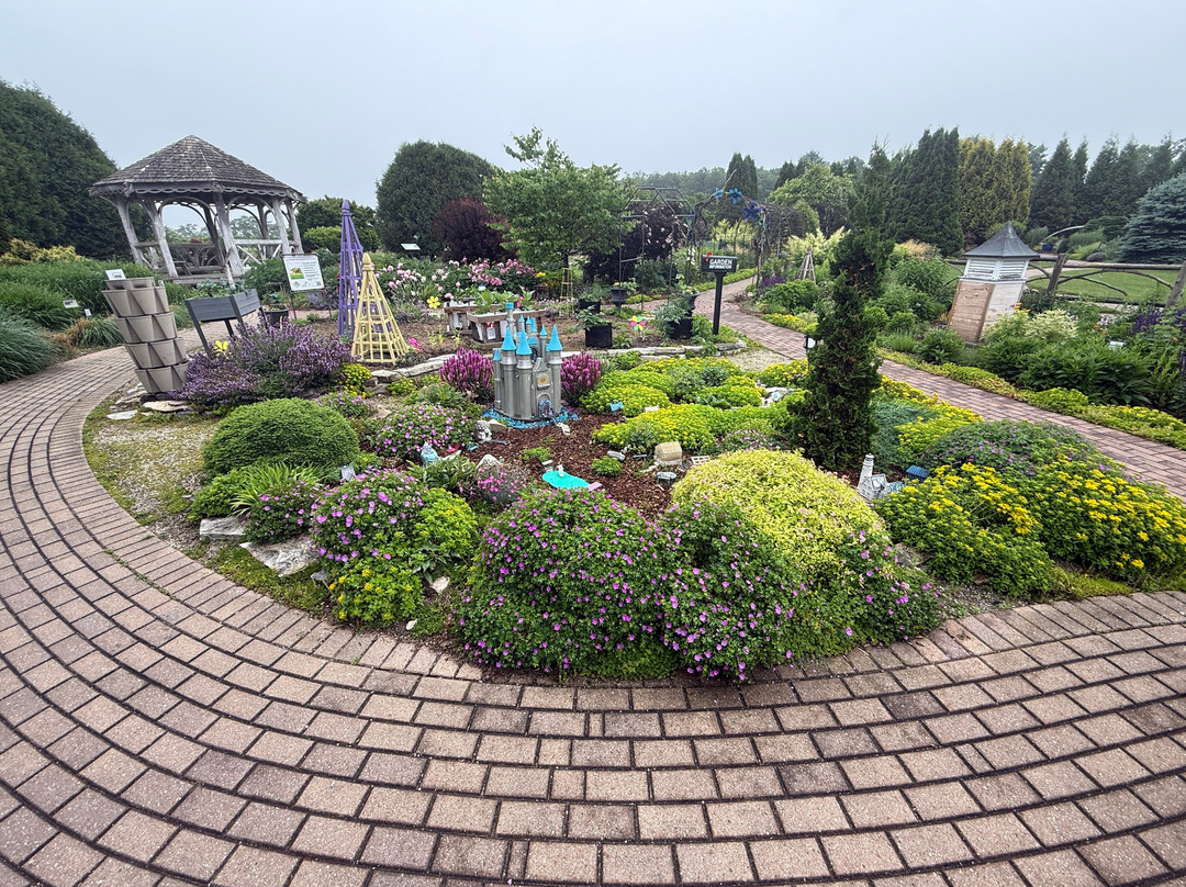 The Garden Door景点图片