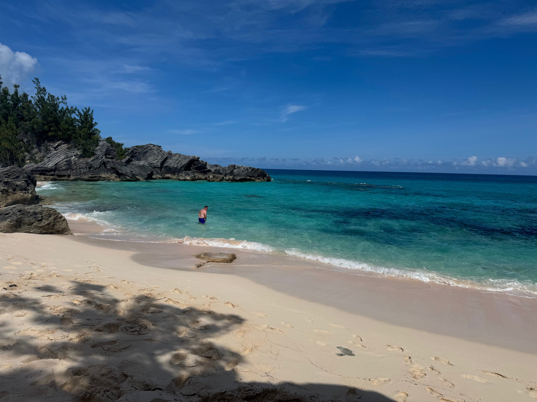 Elbow Beach Cycles-佩吉特教区必去景点