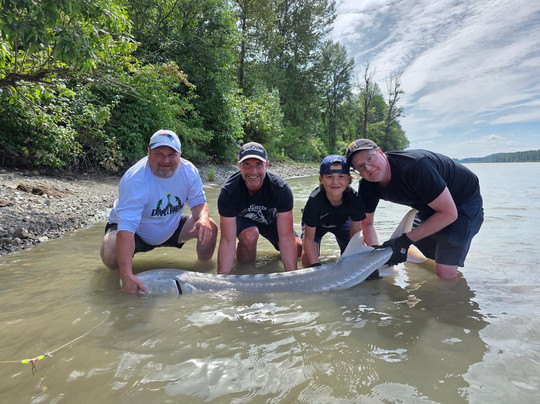 Bluewater Rockies Sportfish Guiding Co.-奇利瓦克必去景点