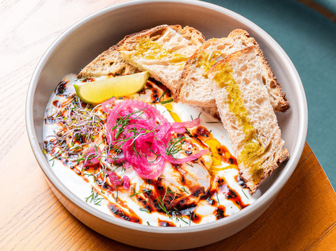 Noshi Vila - Coffee & Healthy Food