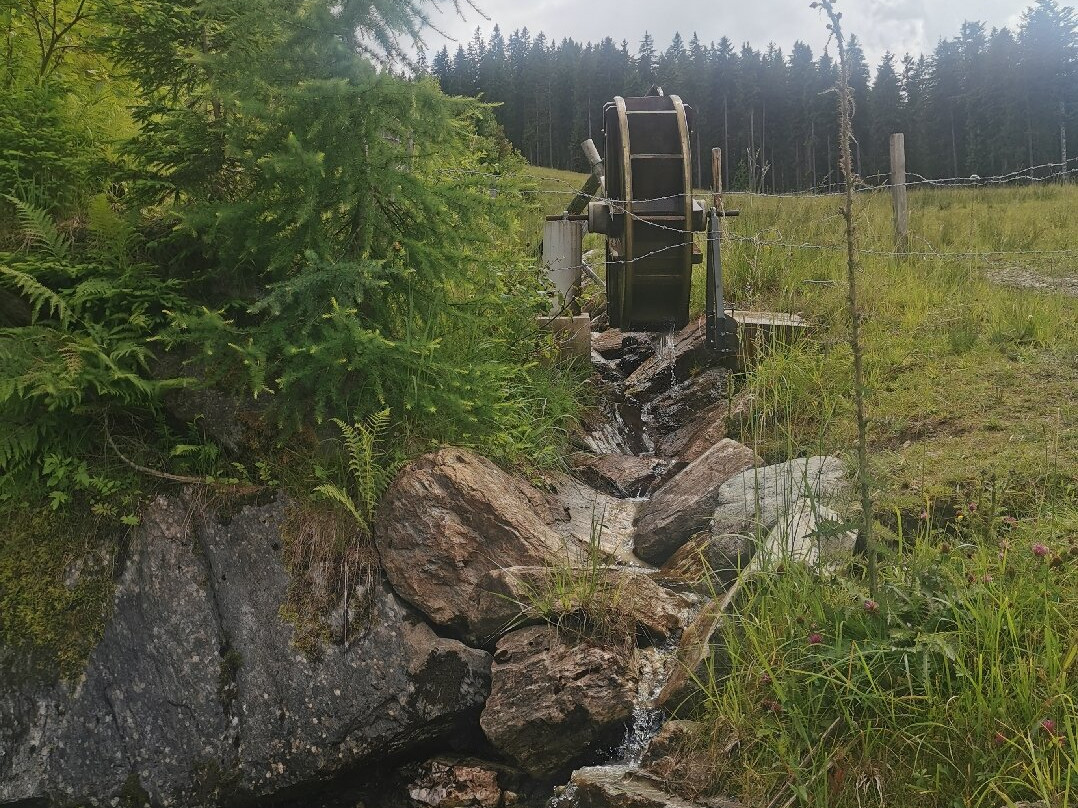 Flori's Erlebnispfad-法拉豪必去景点