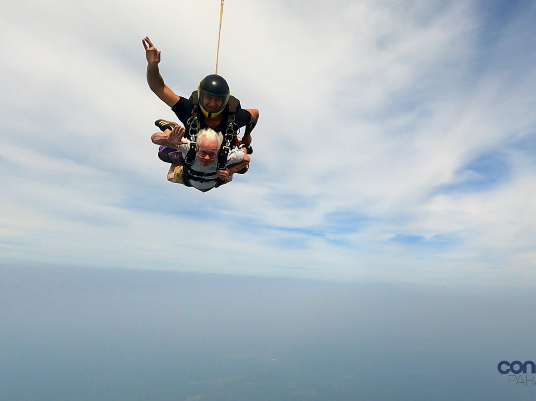 Connecticut Parachutists Inc.-埃林顿必去景点
