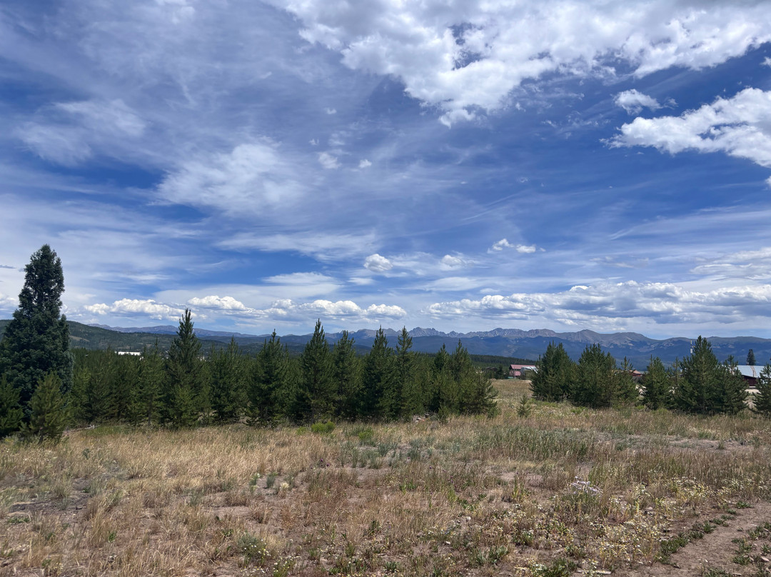 Rocky Mountain Stables-格兰比必去景点