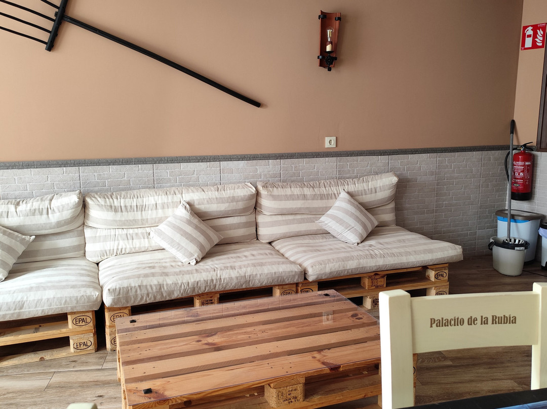 Villaconejos酒店住宿-Palacito de la Rubia