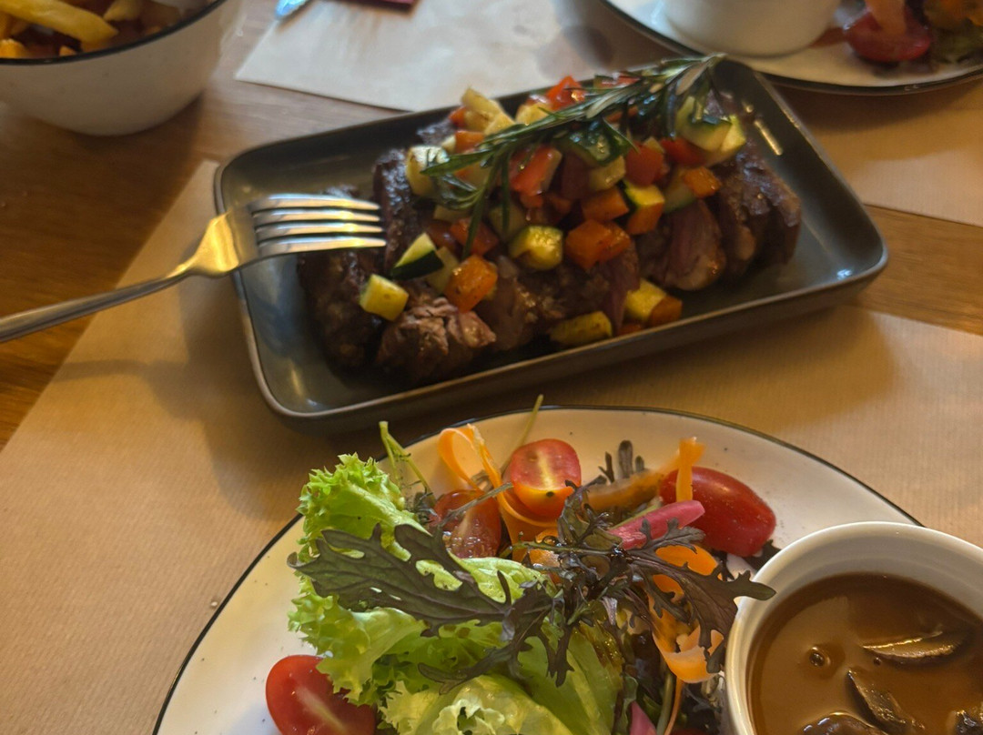 Hotel Au Romain主图