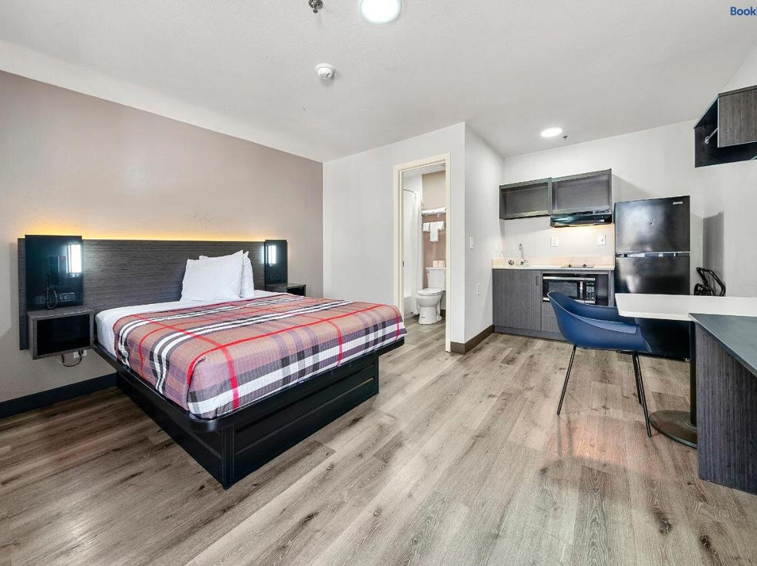 Efficiency Lodge