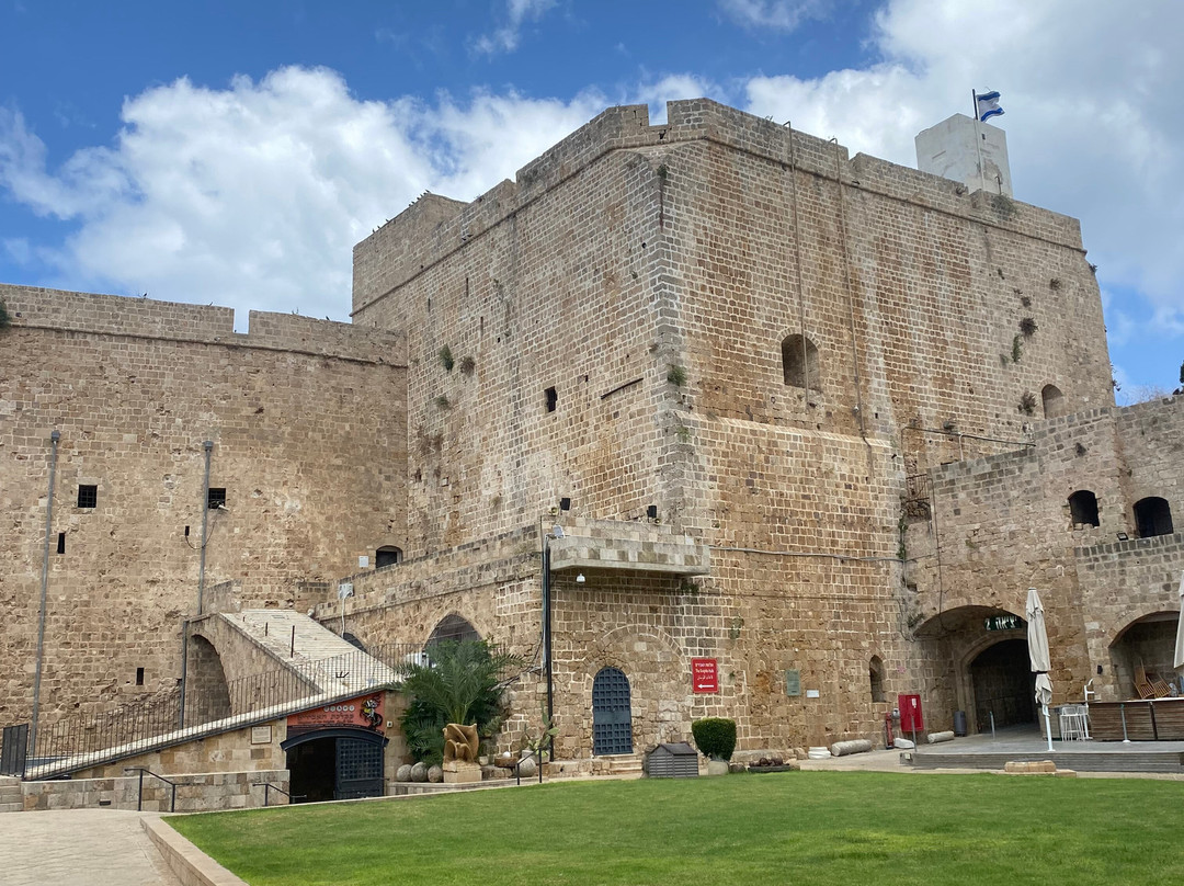 Knights' Halls-阿克必去景点