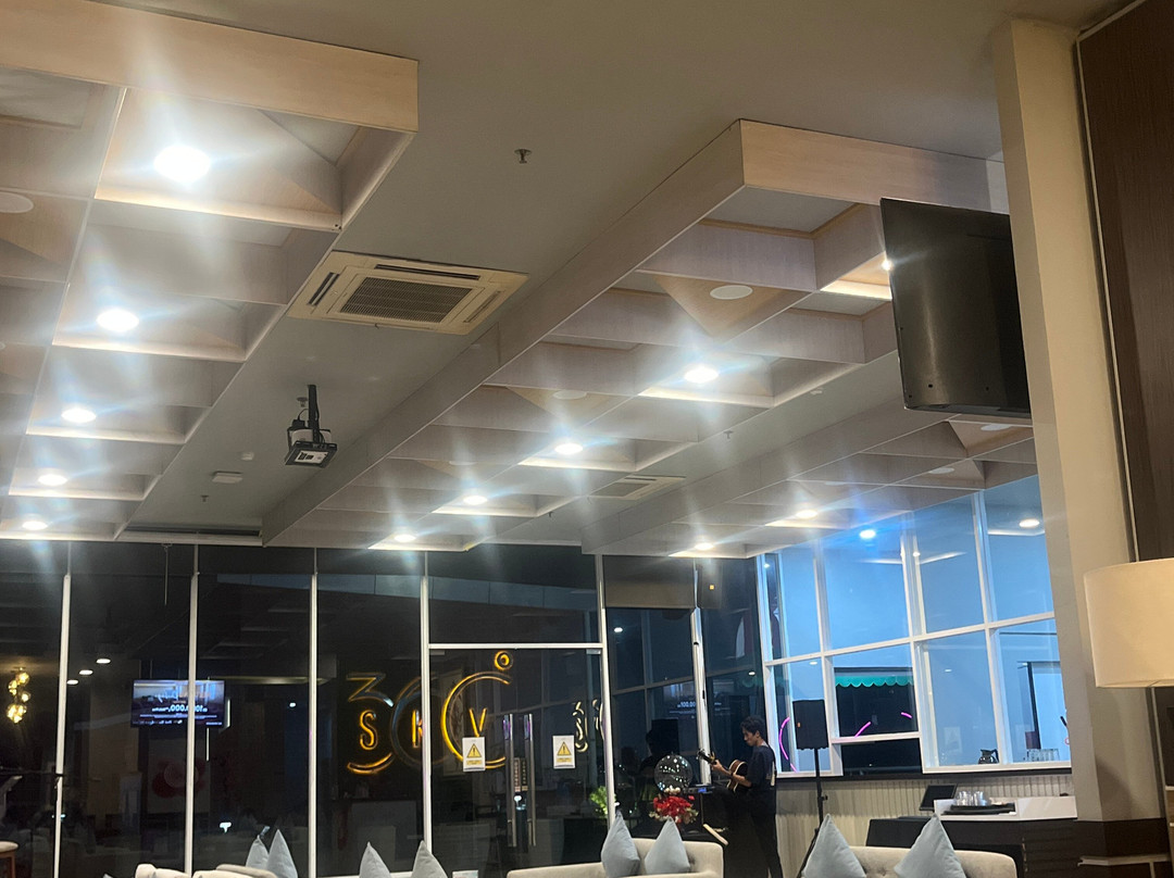 Horison Ultima Entrop Papua主图