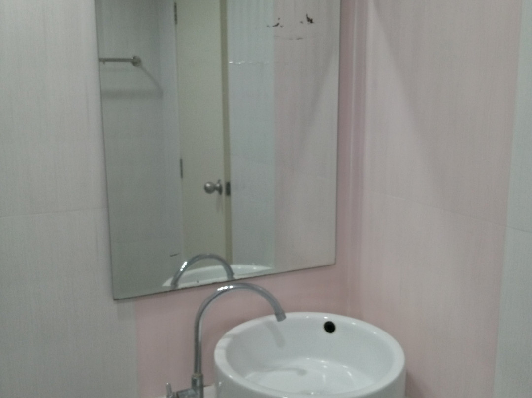 P.A. Thani Hotel主图