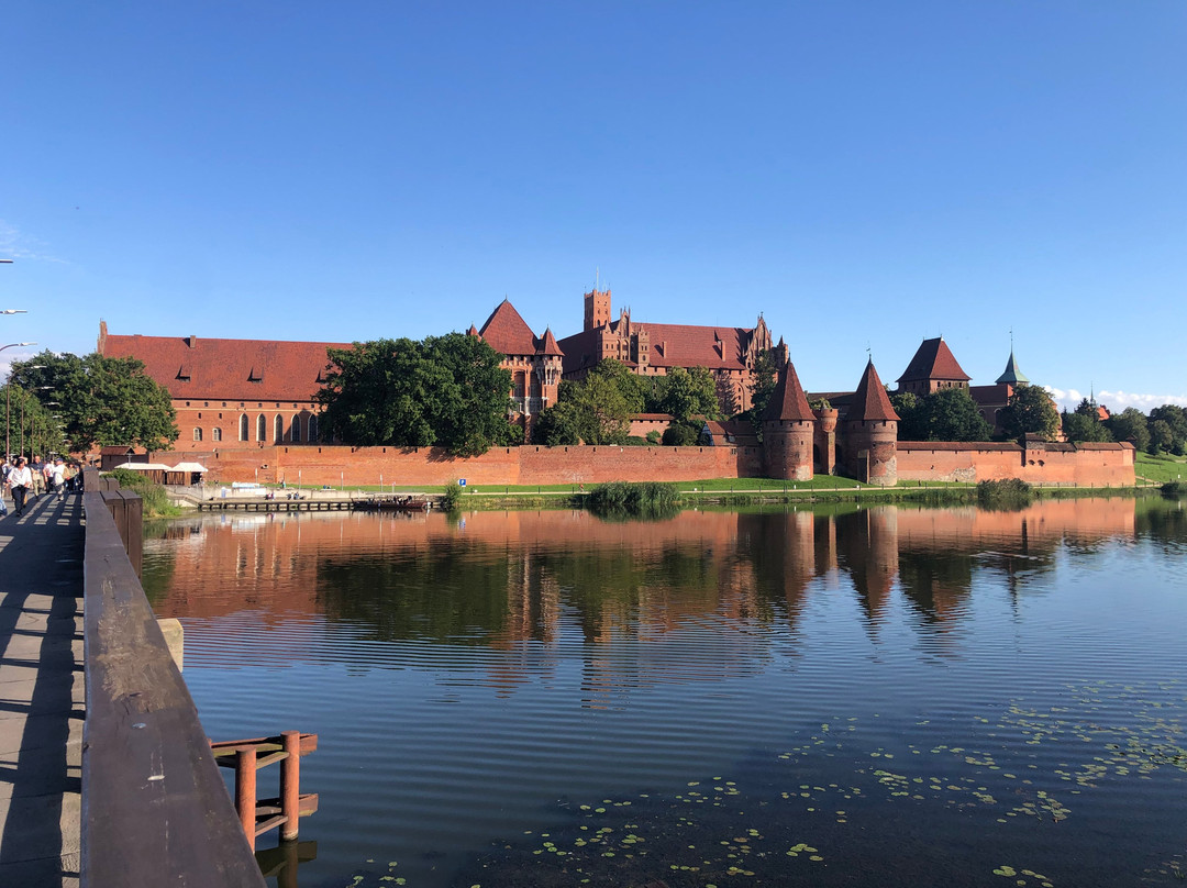 Castle View Point-马尔堡必去景点