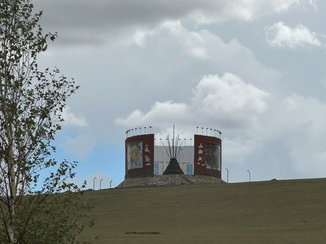 Monument for Mongol States