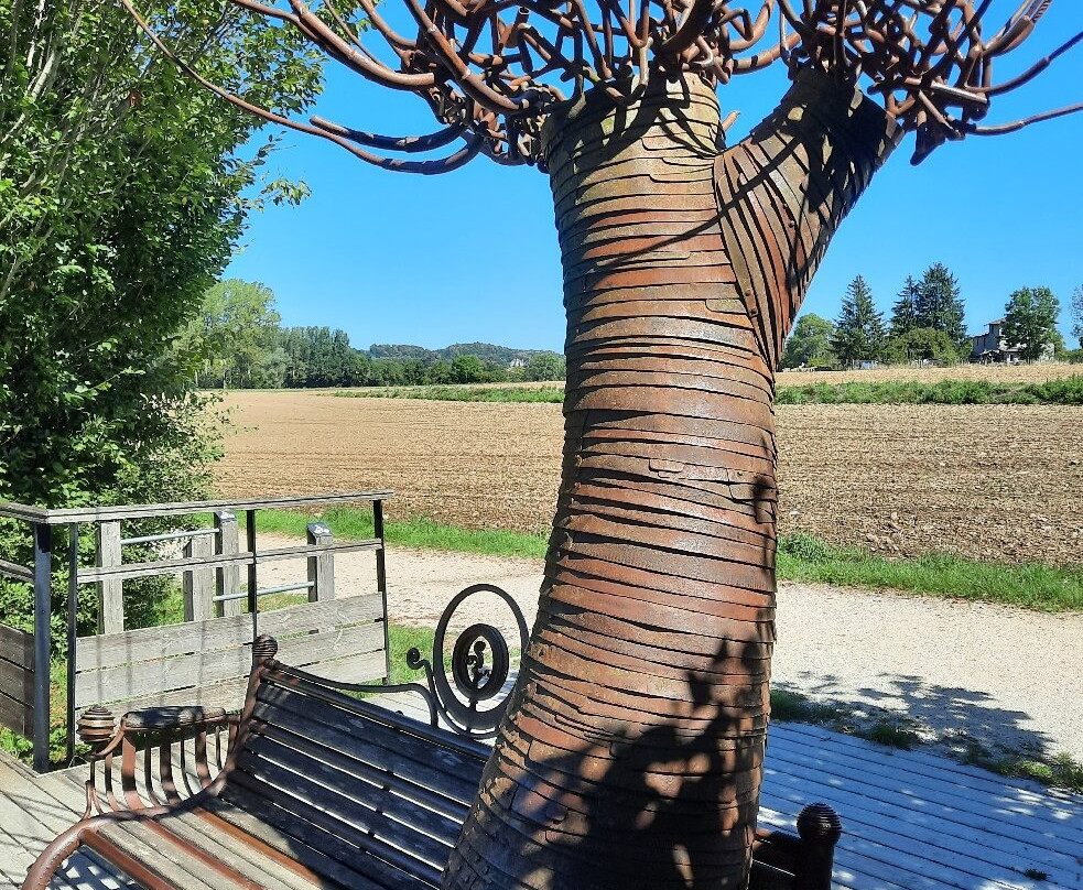 Chemin Des Marais De La Véronnière Et Du Courbon-Paladru必去景点