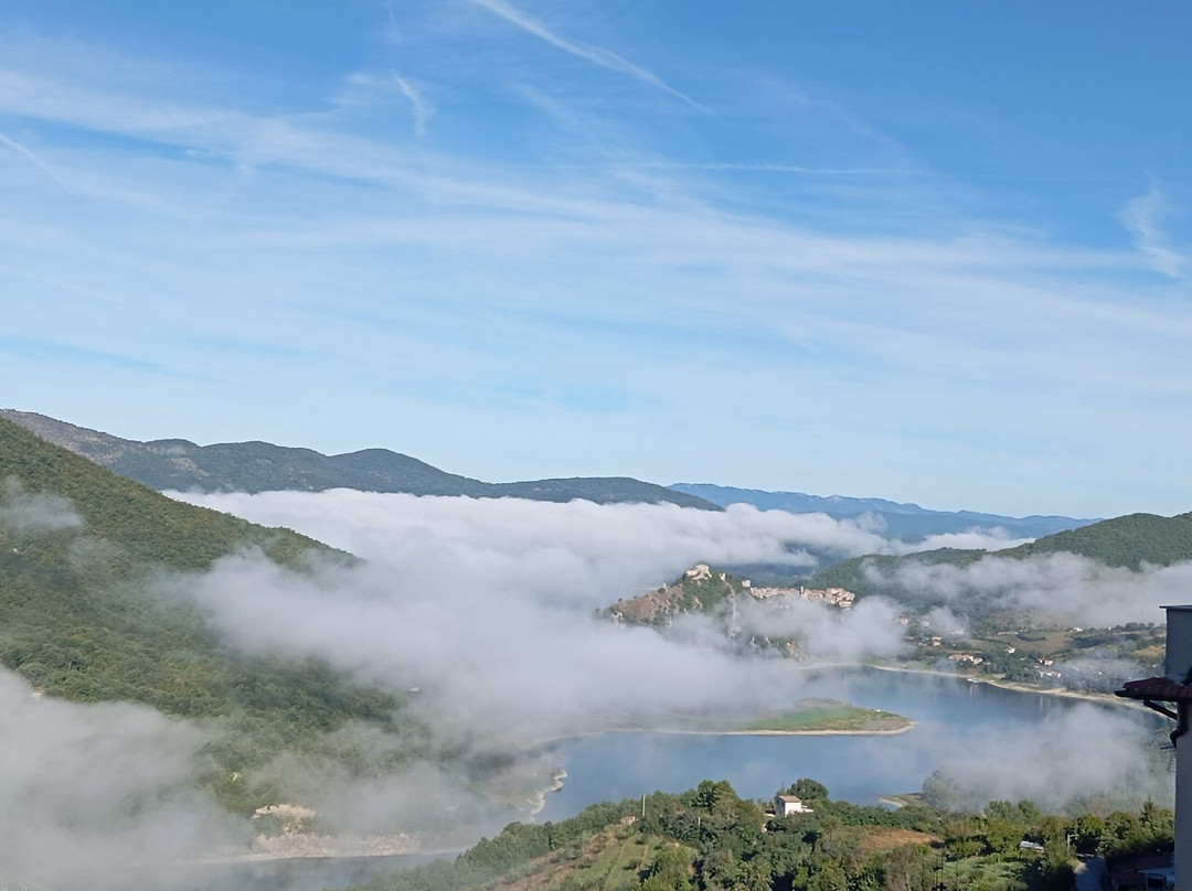 Lago Del Turano - Guest House Il Nido Dell'Aquila