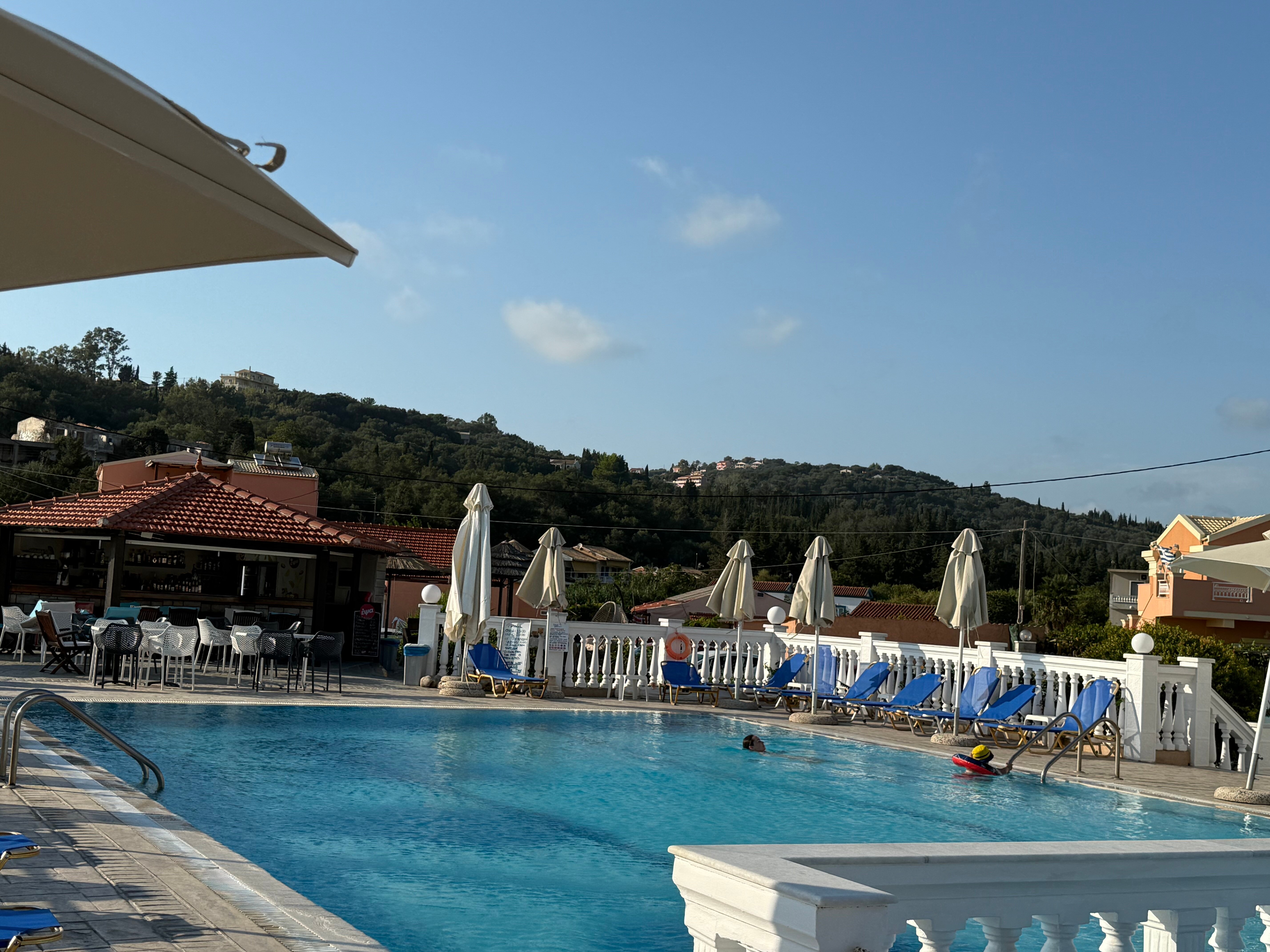 美女海伦宾馆-官方