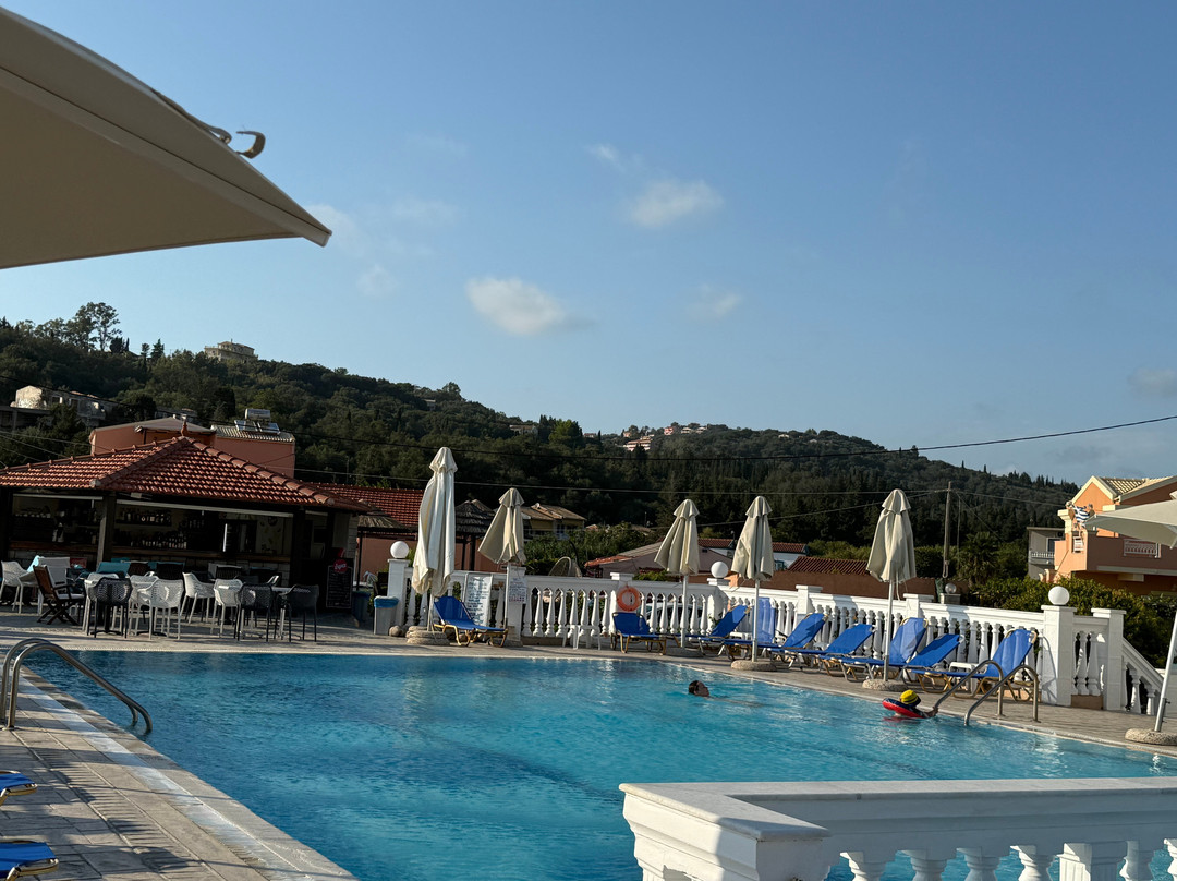 美女海伦宾馆主图