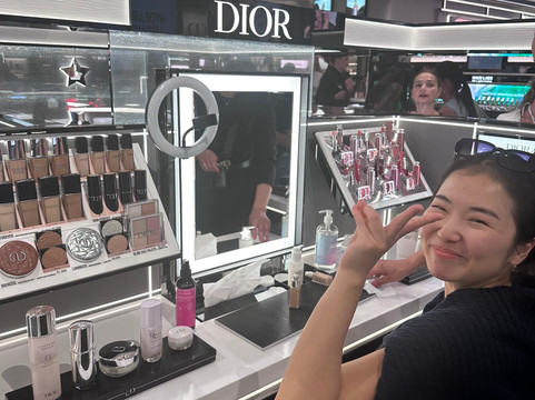 Sephora-巴黎必去景点