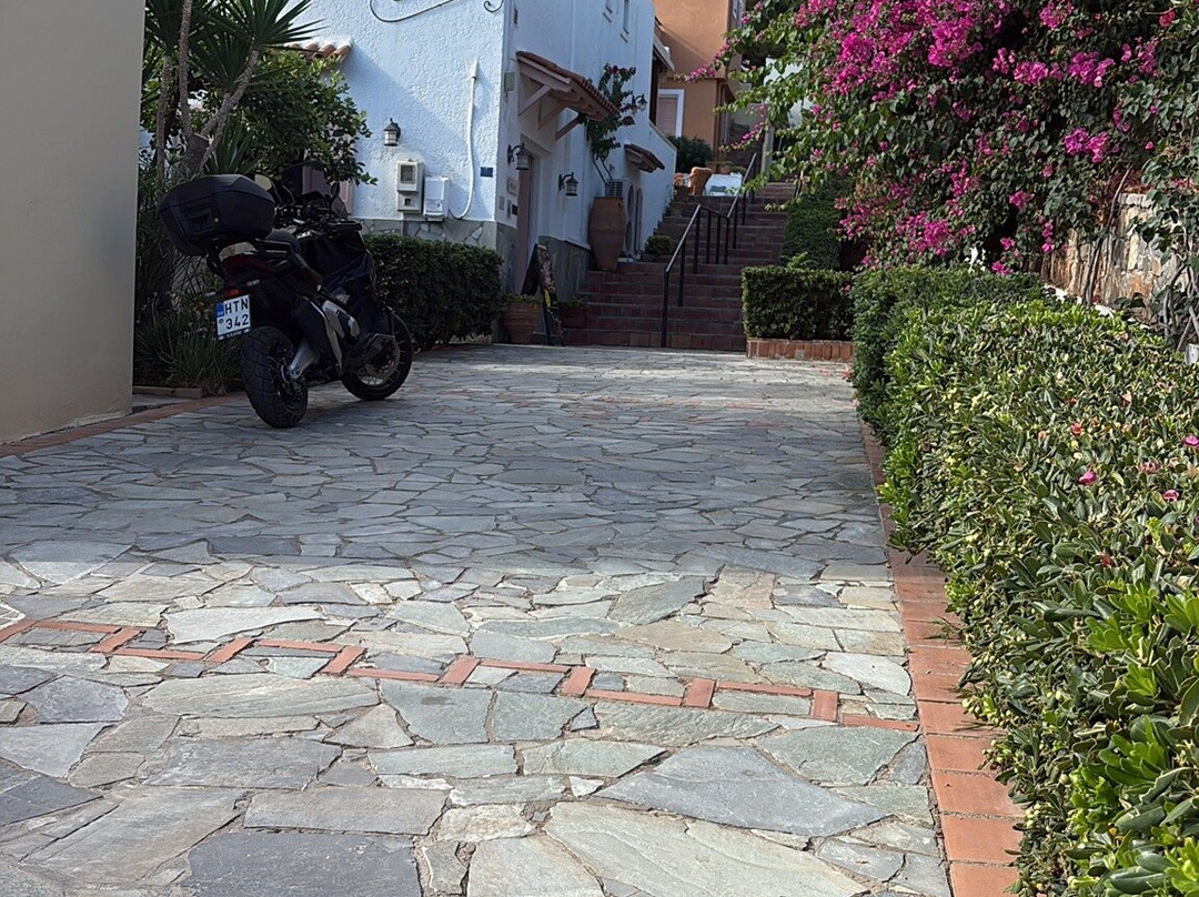 日出公寓酒店主图