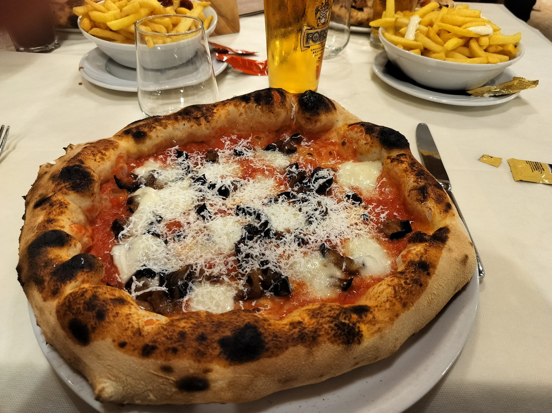 Pieve di Ledro酒店住宿-Hotel da Franco e Adriana