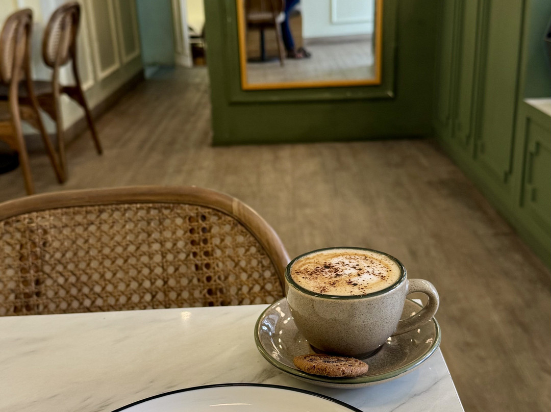 Tata All-day Brunch And Coffee